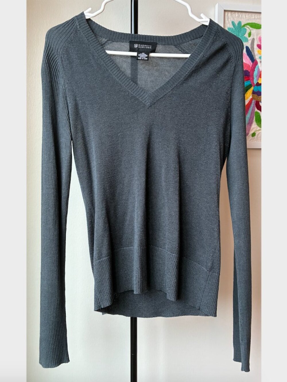 Barneys New York	 Silk-Cashmere Gray Metallic Lightweight V-Neck Sweater-Size XS